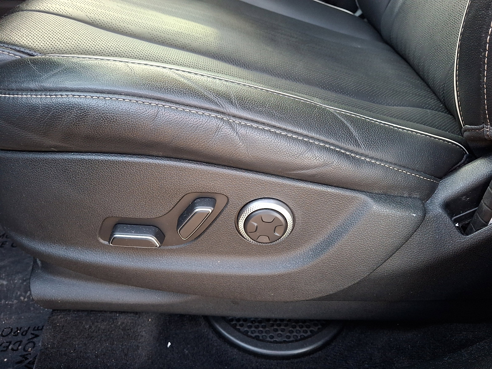 Certified 2024 Genesis GV80 2.5T w/ Advanced Package image 15