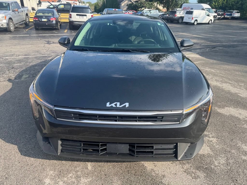 Used 2025 Kia K4 FWD image 8