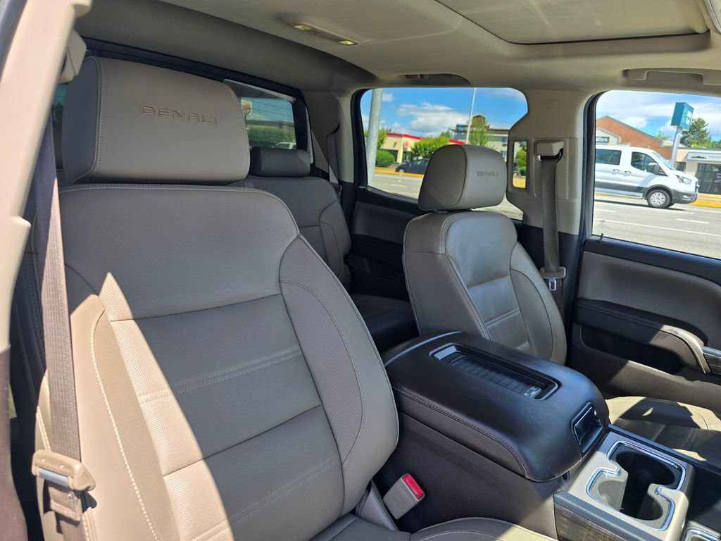 Used 2016 GMC Sierra 1500 Denali w/ Enhanced Driver Alert Package AWD/4WD image 11