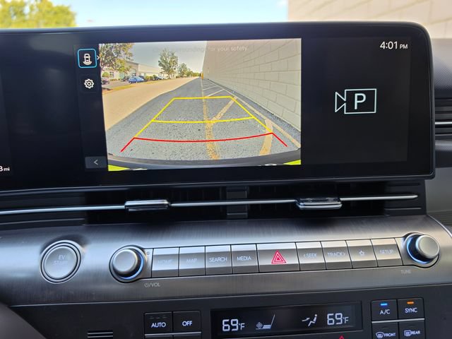 Used 2024 Hyundai Kona SEL FWD image 51