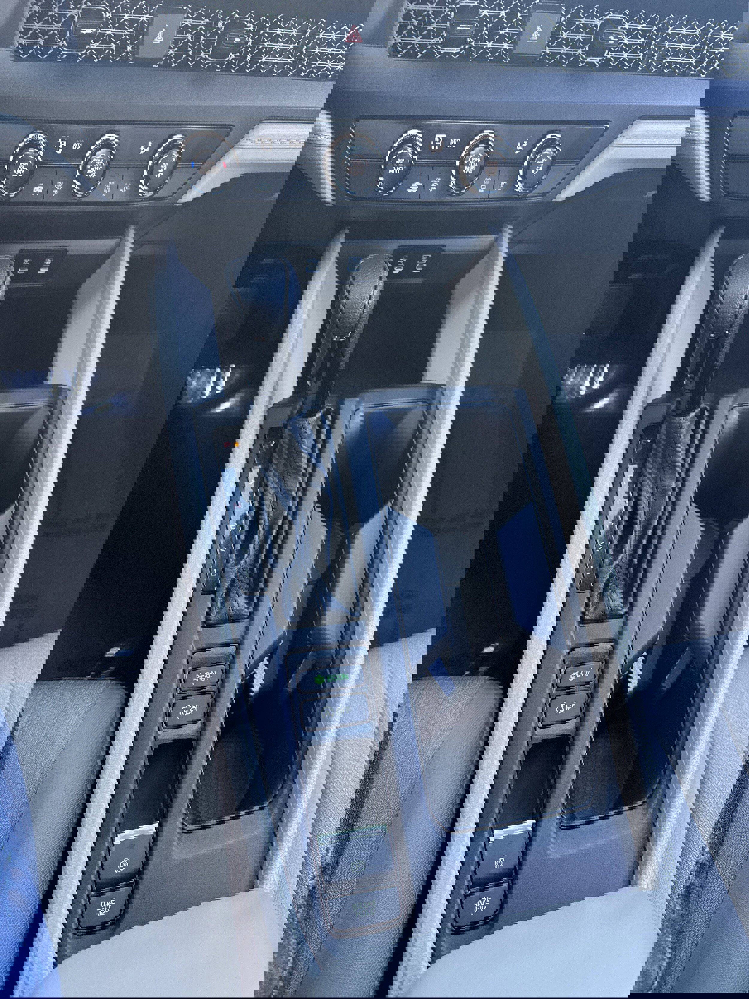 Used 2023 Honda Accord LX image 16