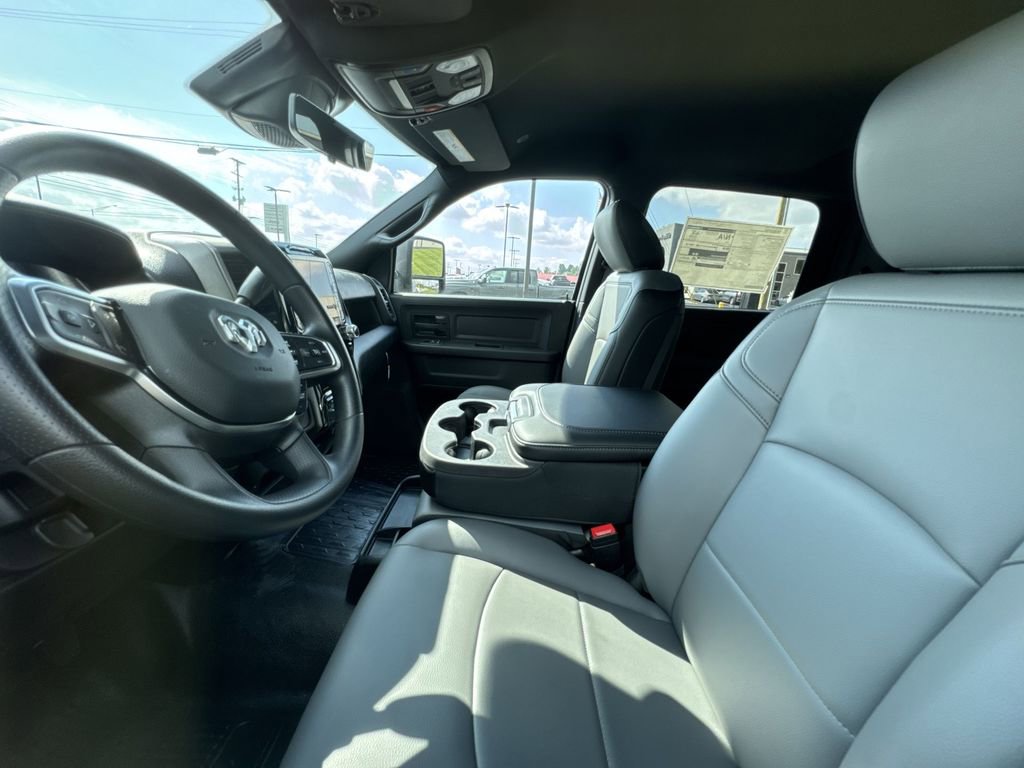 New 2026 RAM 3500 Tradesman image 11