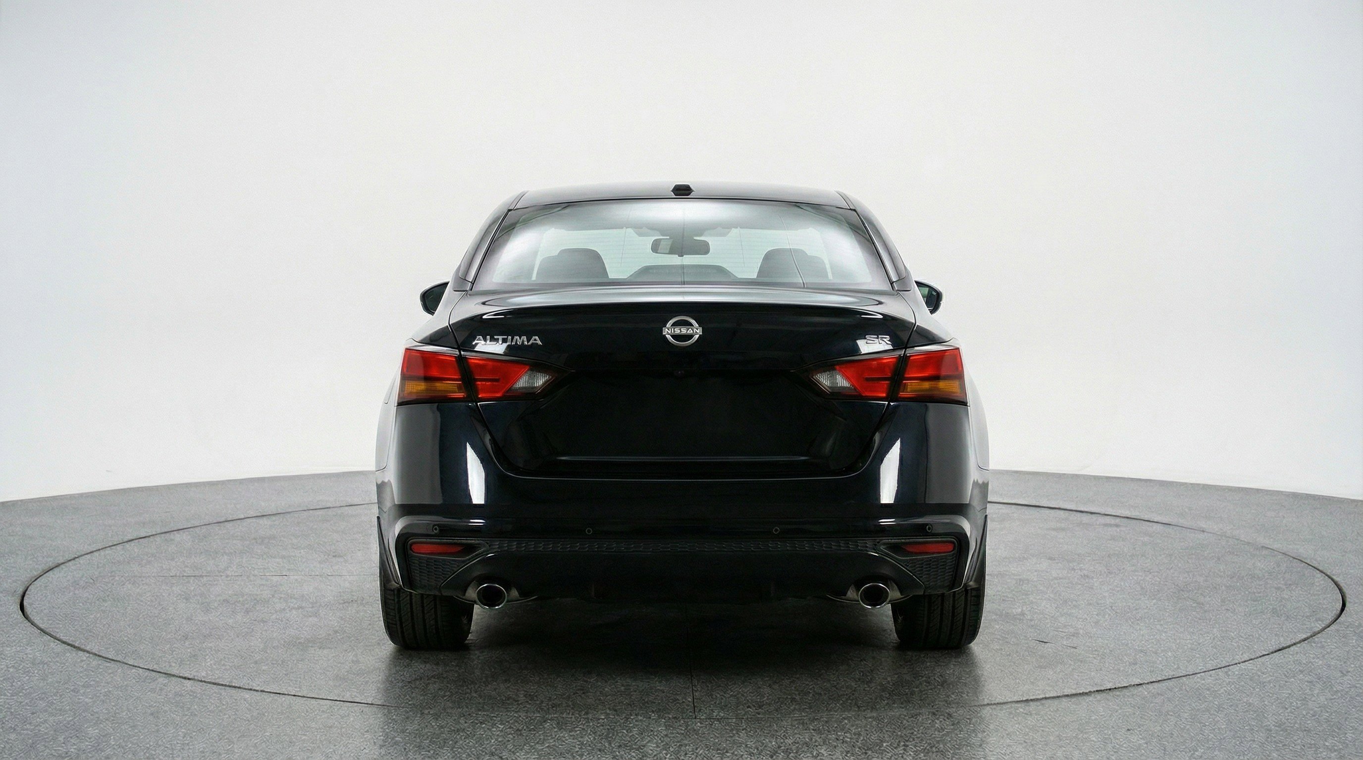 Used 2025 Nissan Altima 2.5 SV image 7