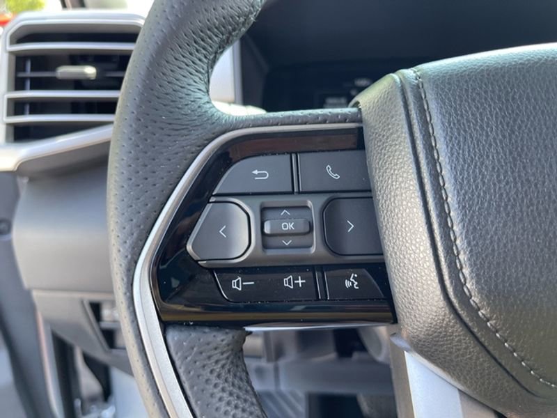 Used 2024 Toyota Tundra Limited image 26