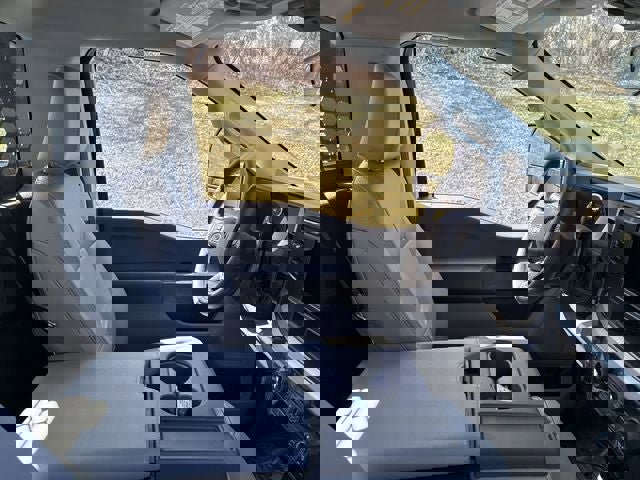 New 2024 Ford F550 4x4 Regular Cab Super Duty image 12