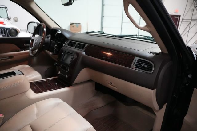 Used 2008 GMC Yukon XL Denali AWD/4WD image 26