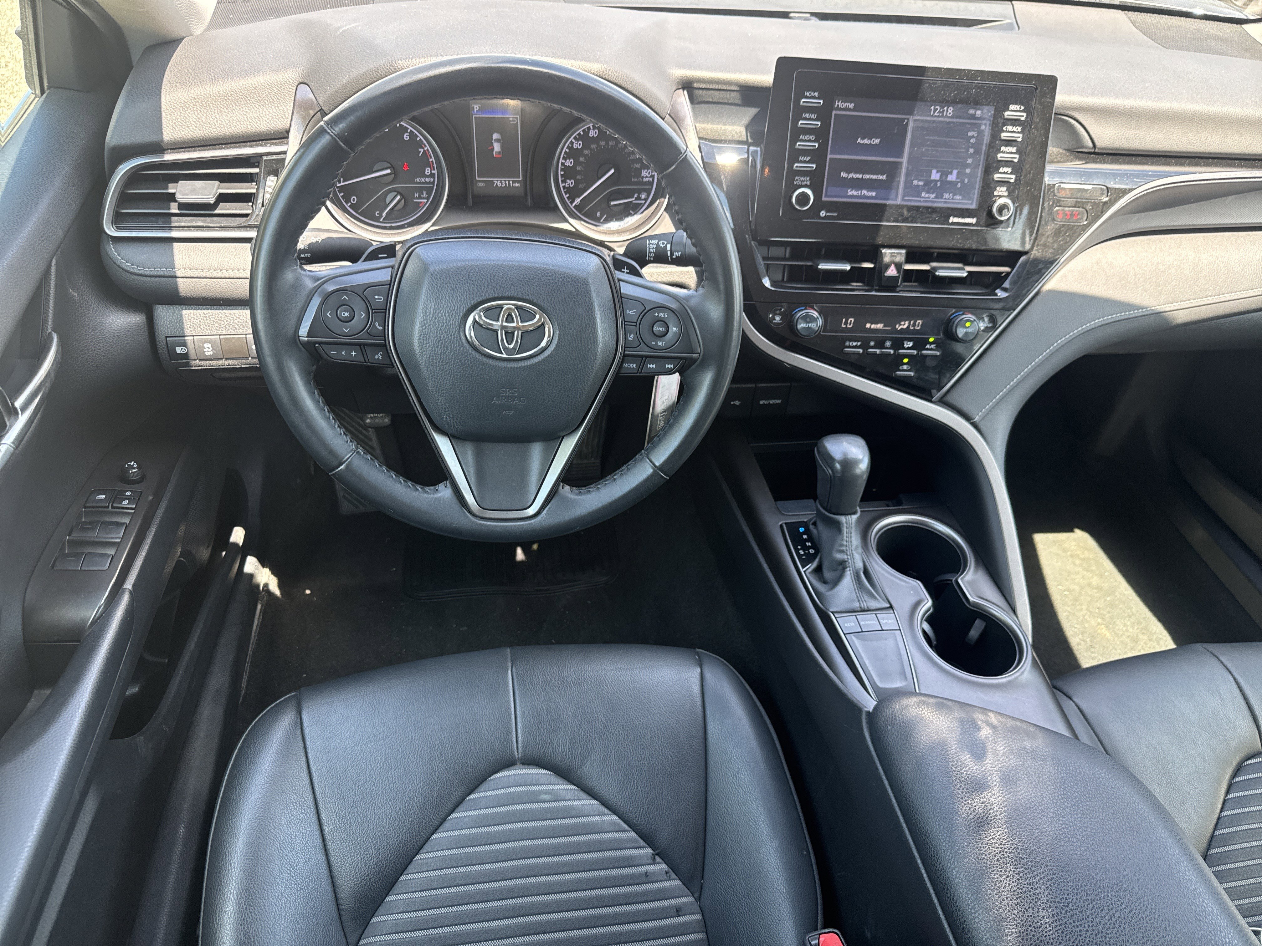 Used 2023 Toyota Camry SE FWD image 7