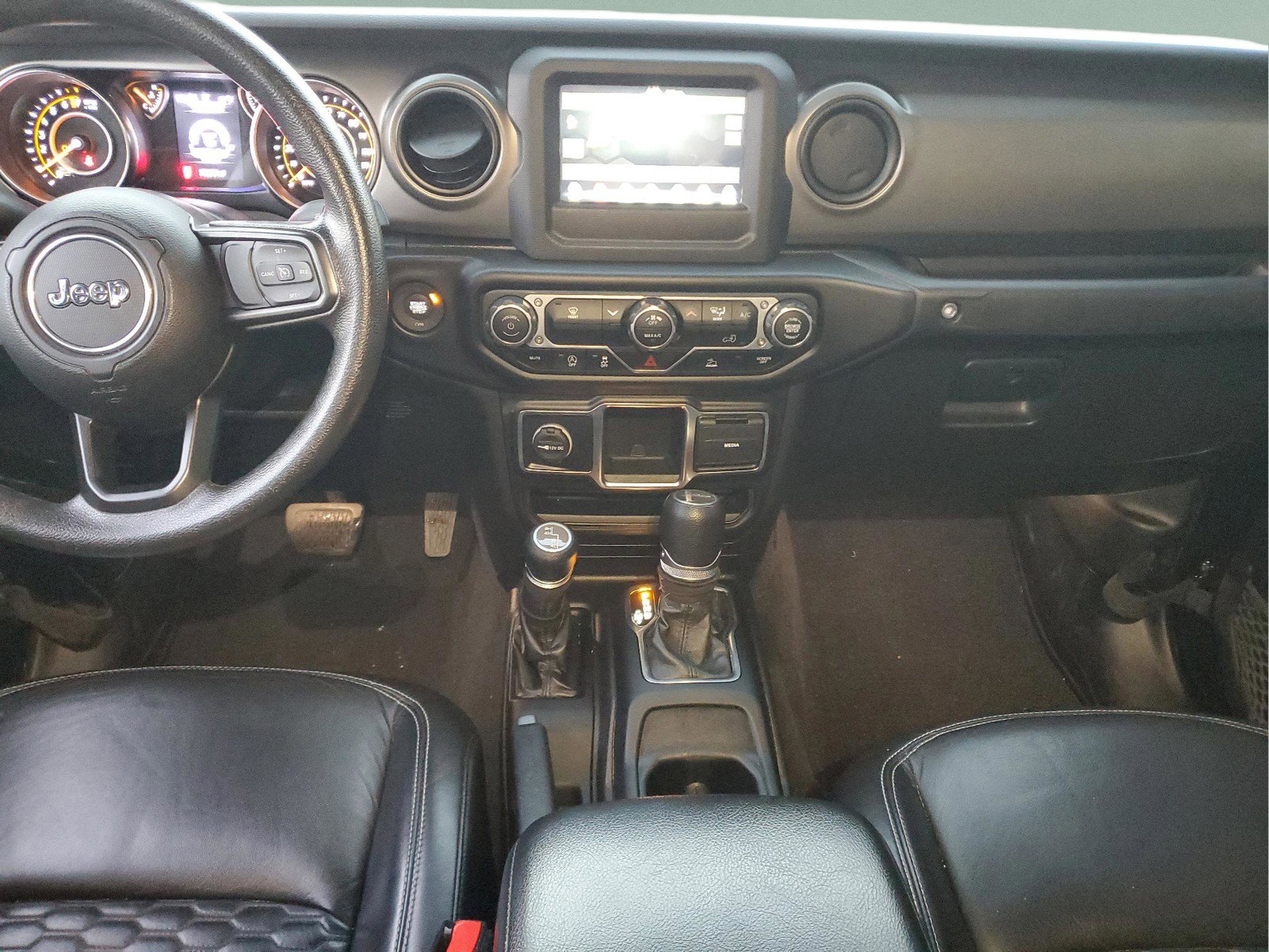 Certified 2022 Jeep Gladiator Sport image 26