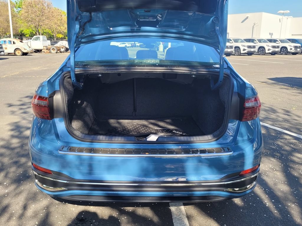 New 2026 Volkswagen Jetta SEL FWD image 27