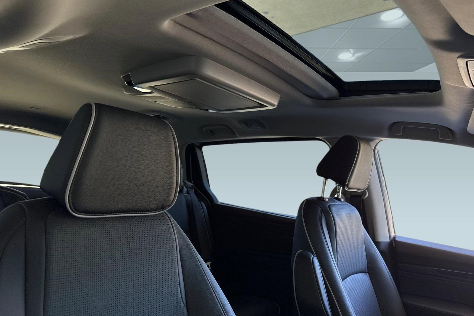 Certified 2026 Honda Odyssey Elite image 14