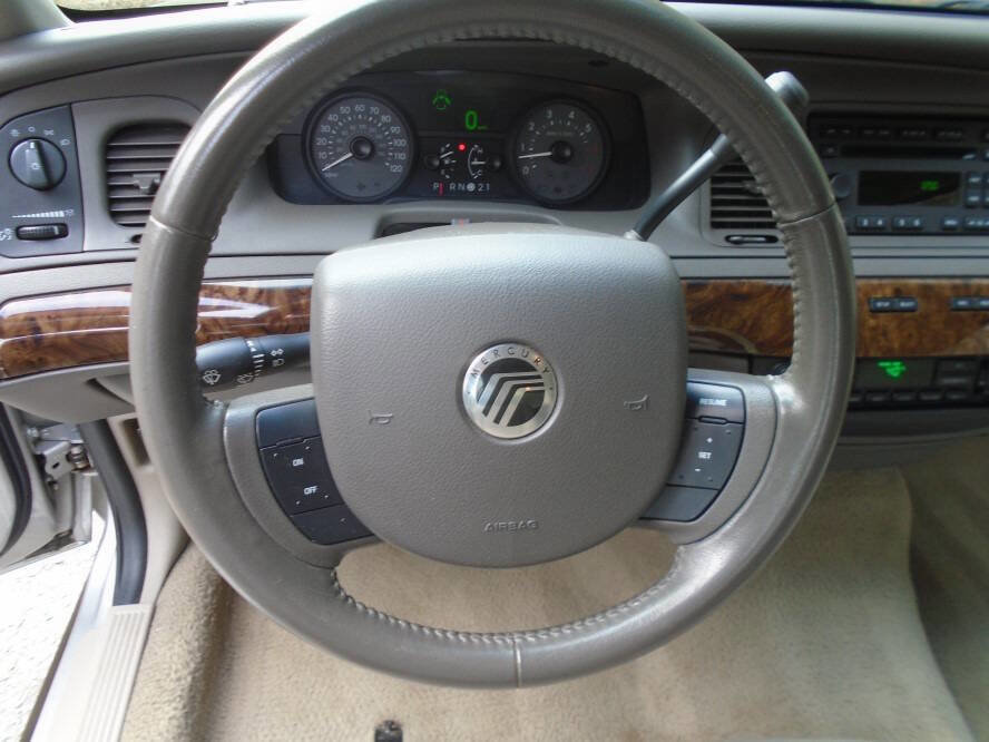 Used 2010 Mercury Grand Marquis LS image 12
