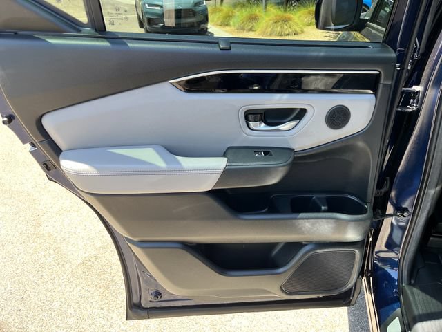 Certified 2025 Honda Pilot EX-L image 7