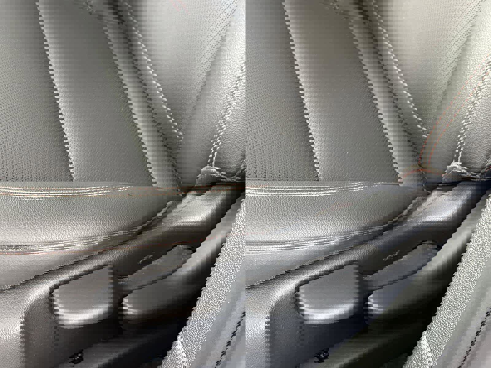 Used 2024 Chevrolet Trax RS w/ Sunroof Package image 12