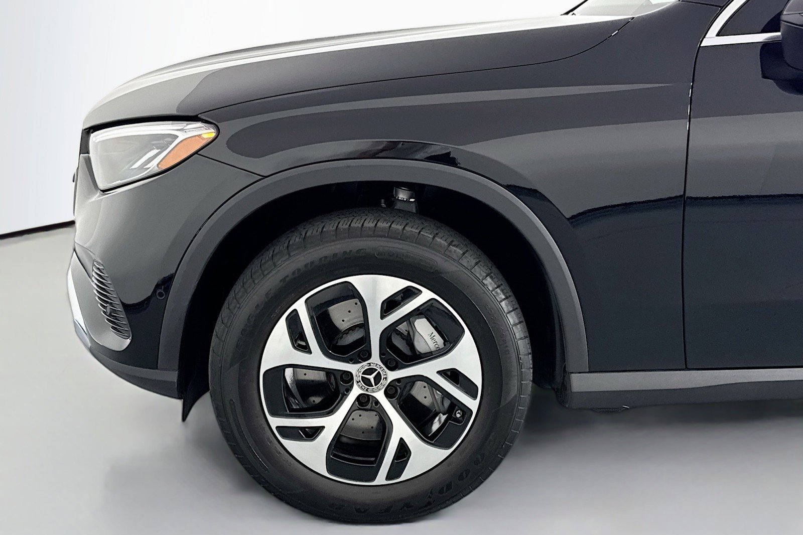 Certified 2025 Mercedes-Benz GLC 350e 4MATIC image 10