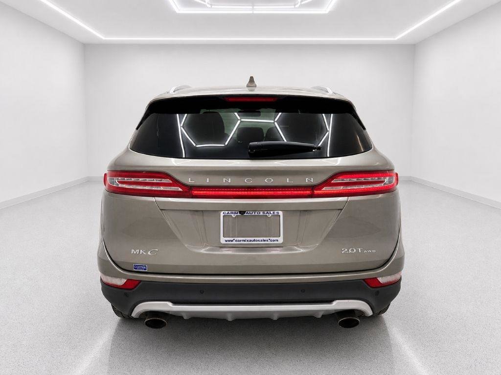 Used 2017 Lincoln MKC Reserve w/ Lincoln MKC Climate Package AWD/4WD image 4