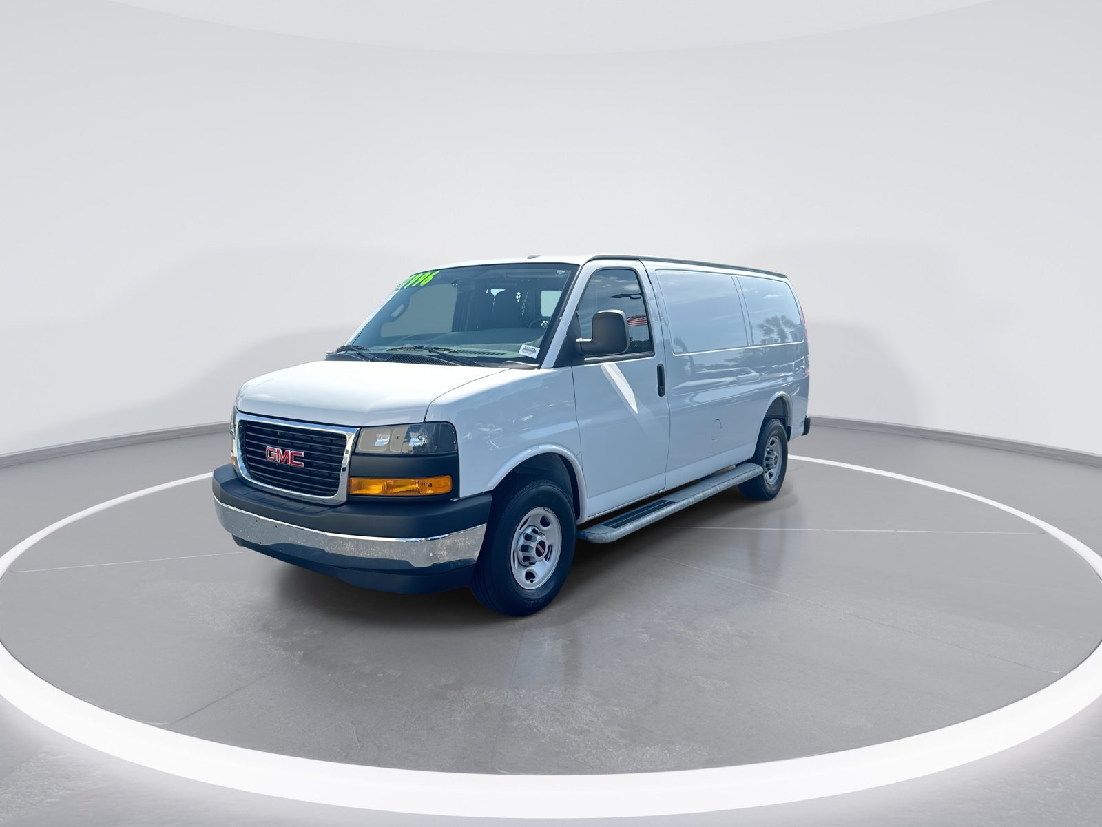 Used 2025 GMC Savana 2500 w/ Driver Convenience Package RWD image 5