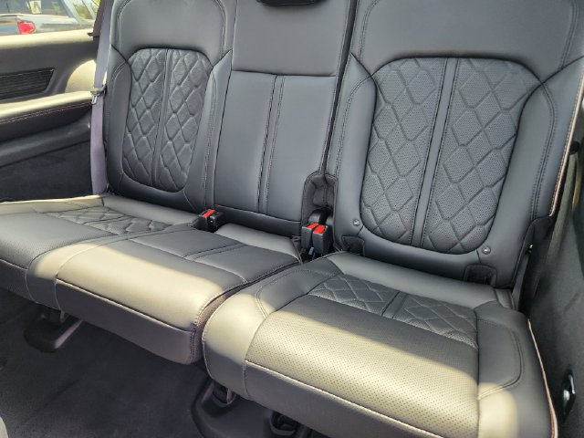 Used 2024 Jeep Grand Wagoneer L Series III AWD/4WD image 29