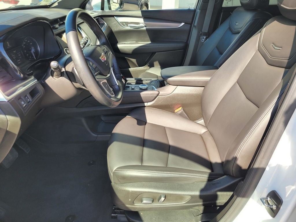 Certified 2023 Cadillac XT5 Luxury FWD image 18