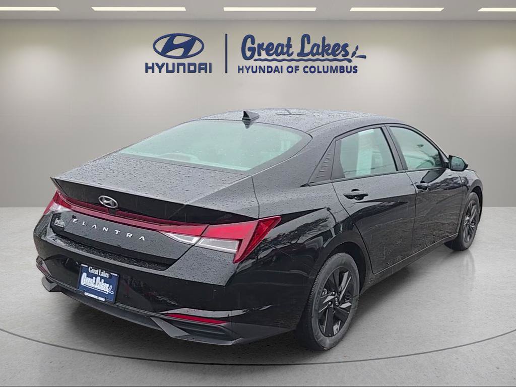 Certified 2023 Hyundai Elantra SEL FWD image 4