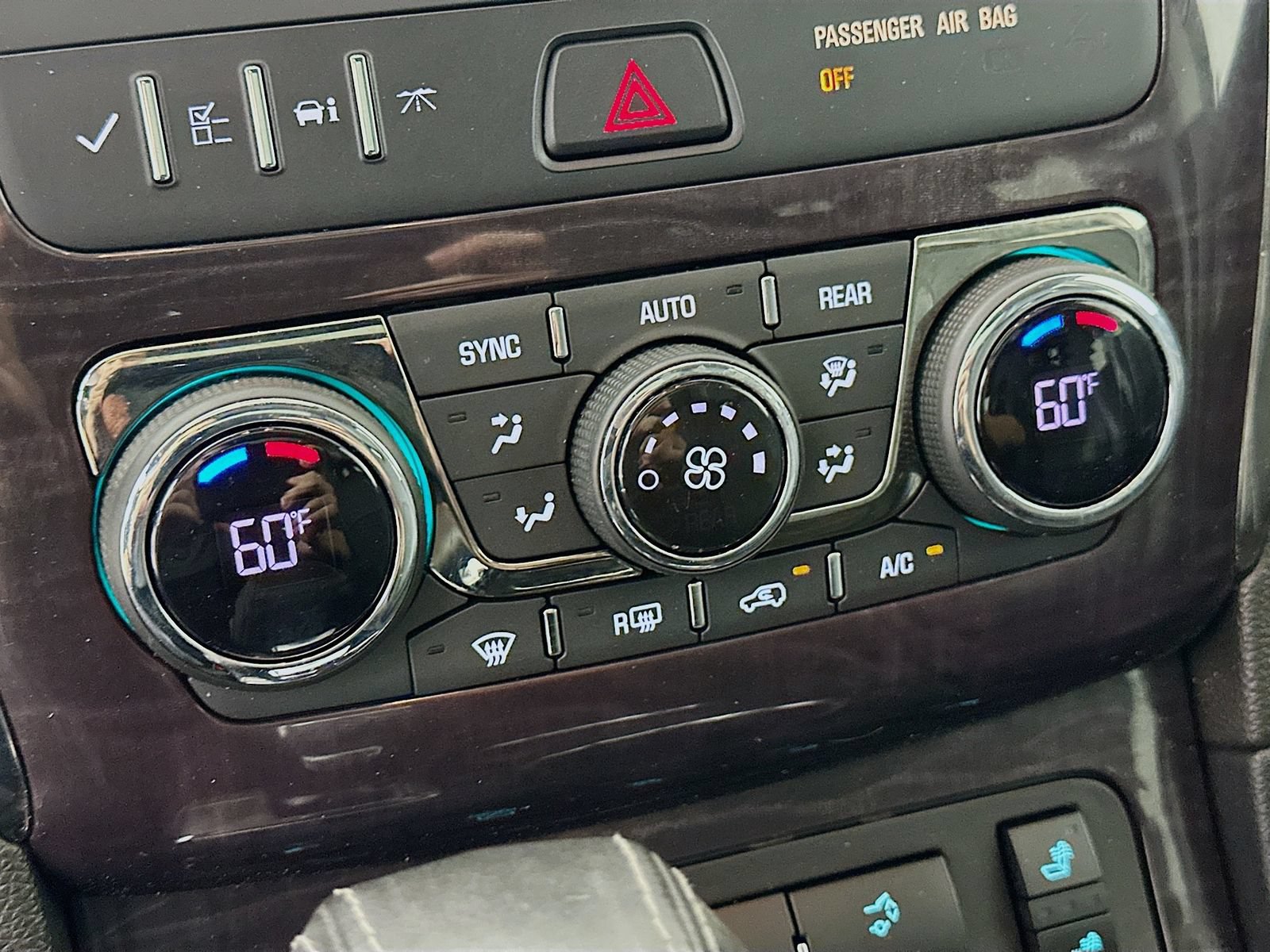 Used 2016 Buick Enclave Leather FWD image 26