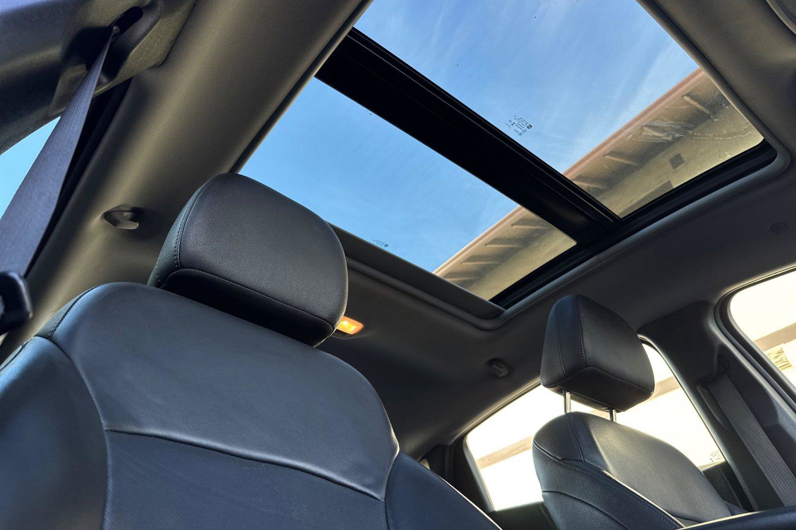 Used 2024 Chevrolet Malibu LT image 19