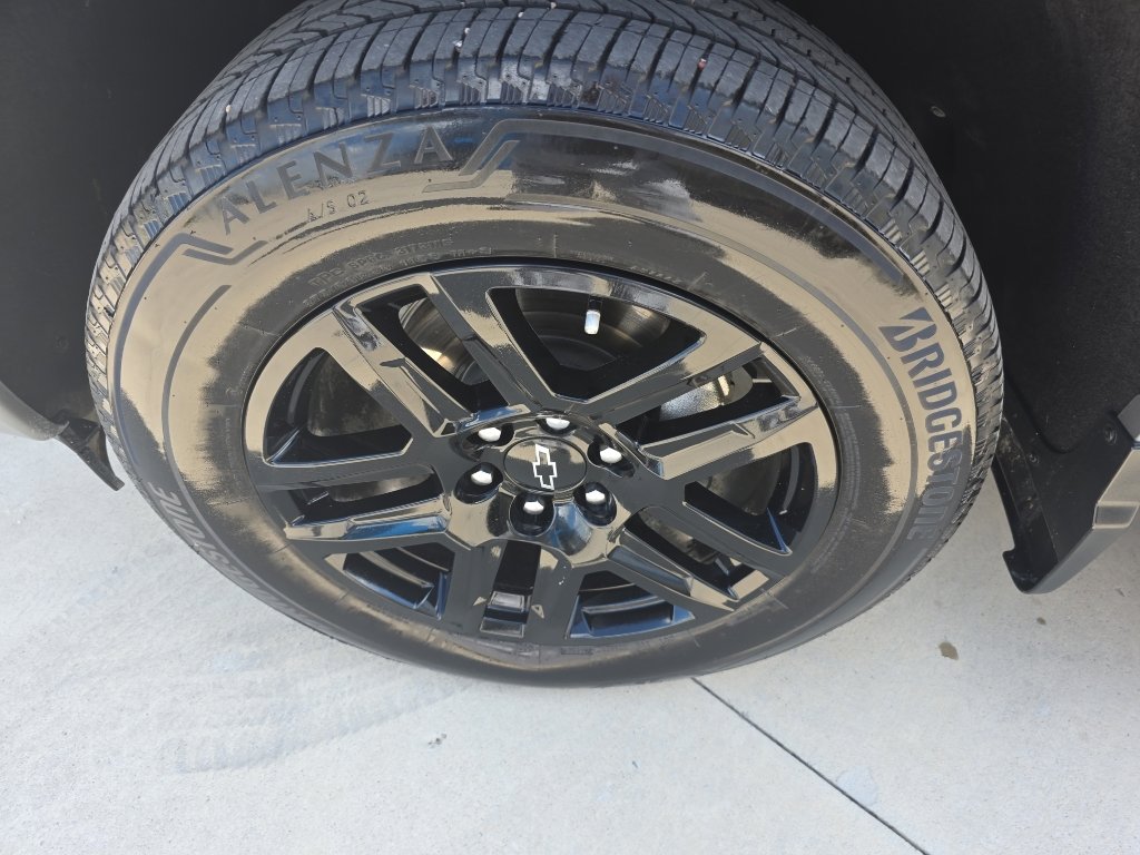 Used 2024 Chevrolet Silverado 1500 Custom w/ LPO, Dark Essentials Package image 5