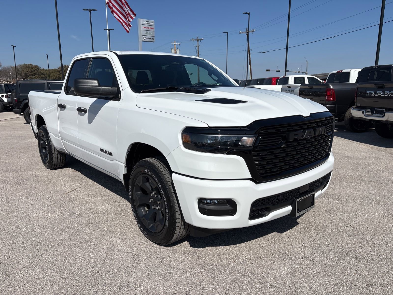 New 2026 RAM 1500 Express image 7