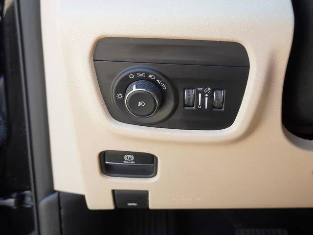 Certified 2023 Jeep Grand Cherokee Limited AWD/4WD image 21