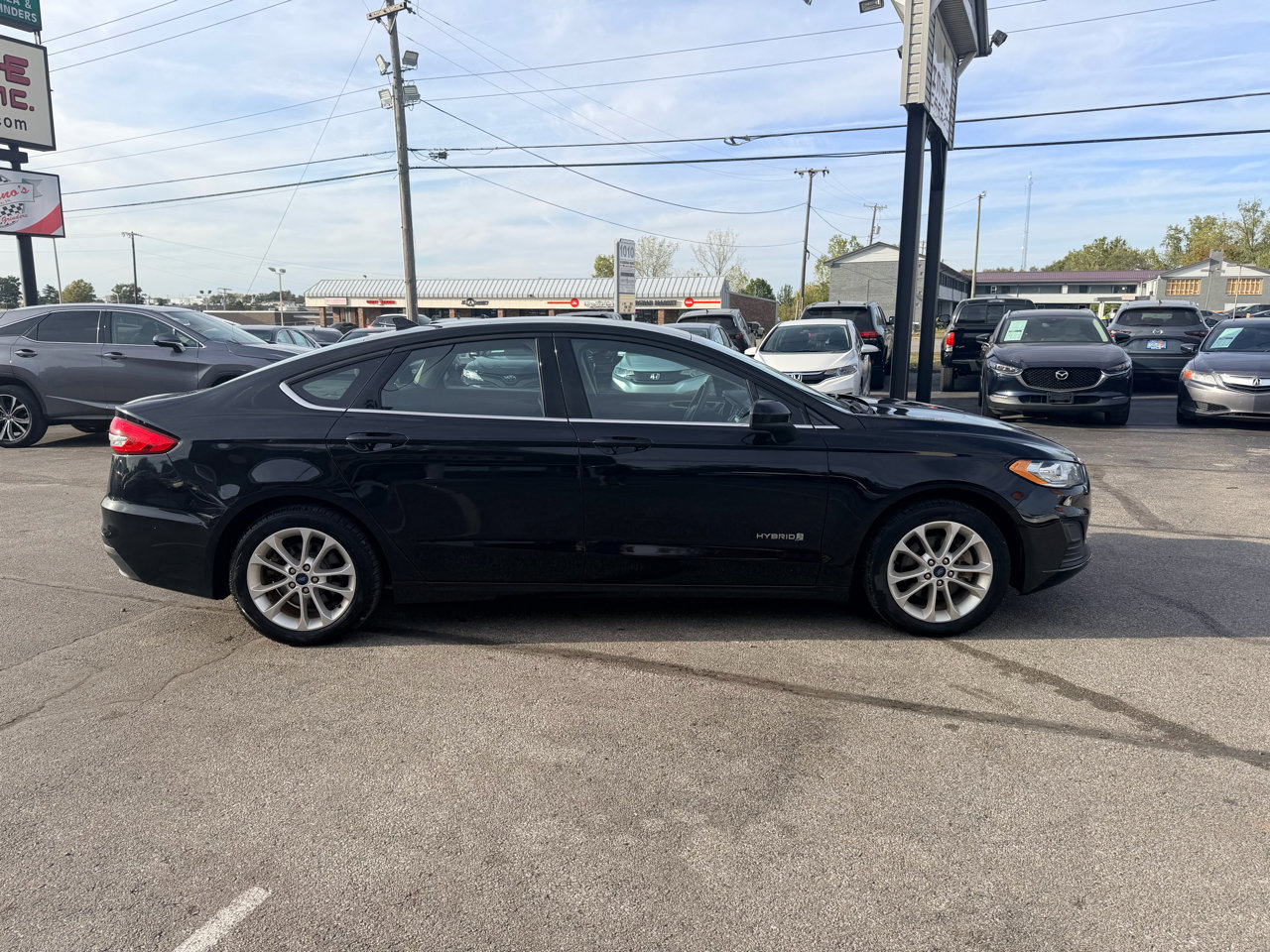 Used 2019 Ford Fusion SE image 5