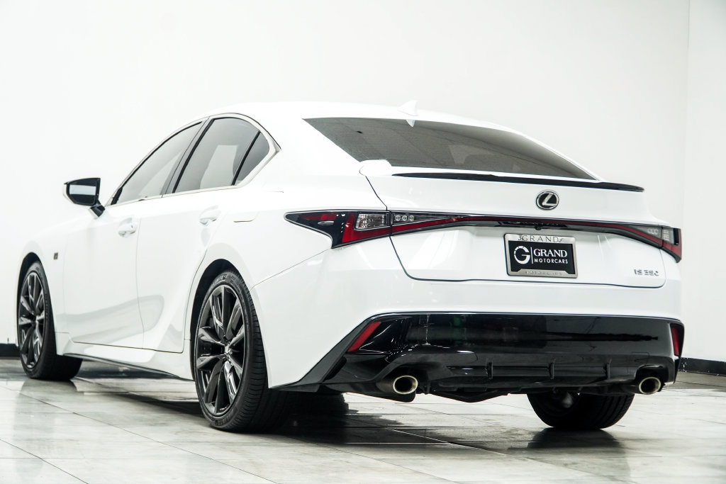 Used 2024 Lexus IS 350 F Sport RWD image 13
