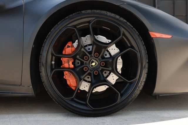 Used 2019 Lamborghini Huracan LP 580-2 RWD image 89