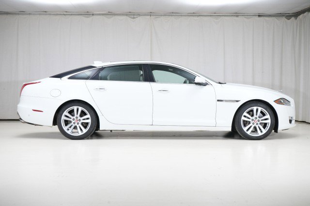 Used 2016 Jaguar XJ L Portfolio image 14