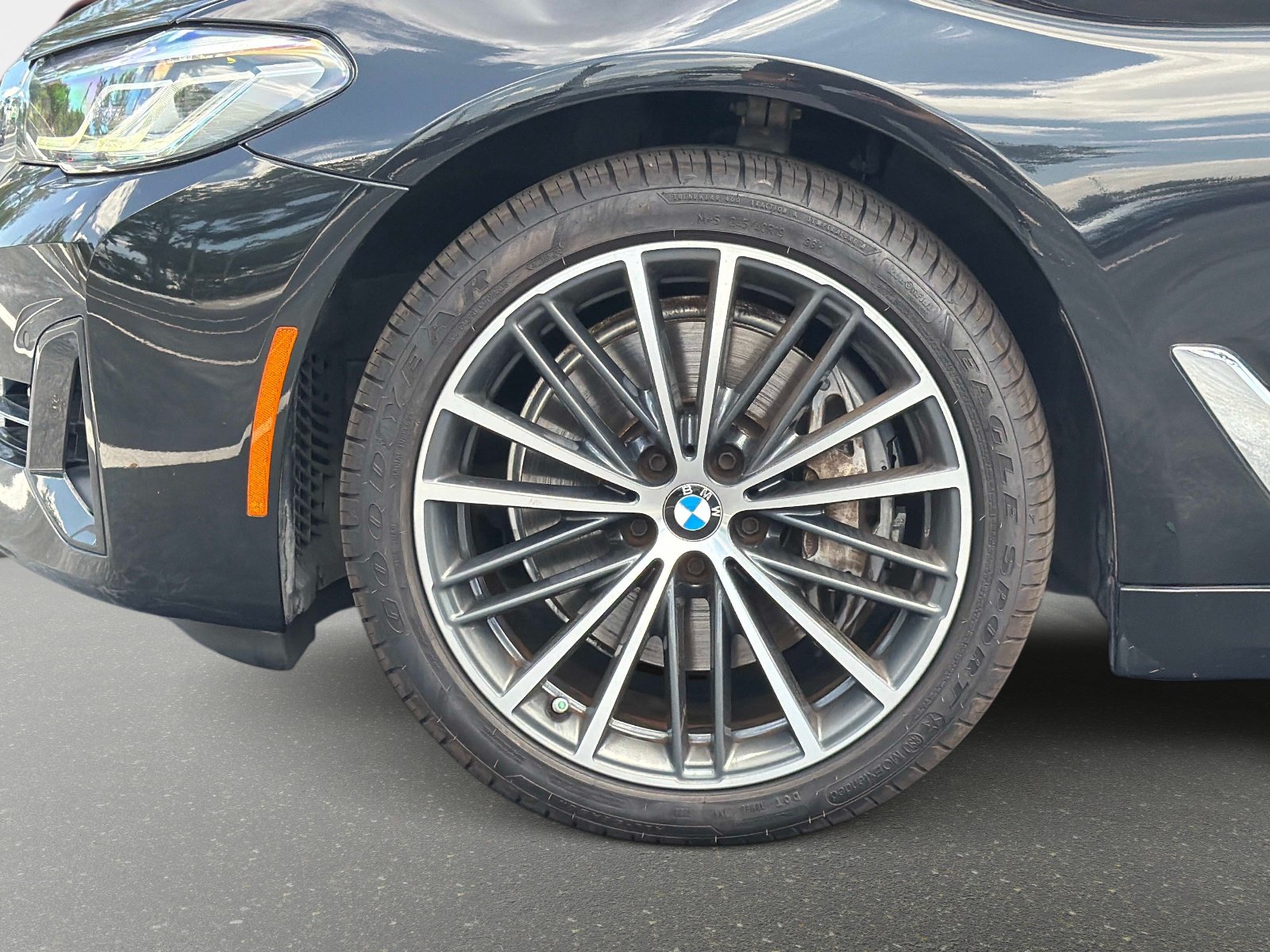 Used 2023 BMW 540i xDrive w/ Premium Package AWD/4WD image 12
