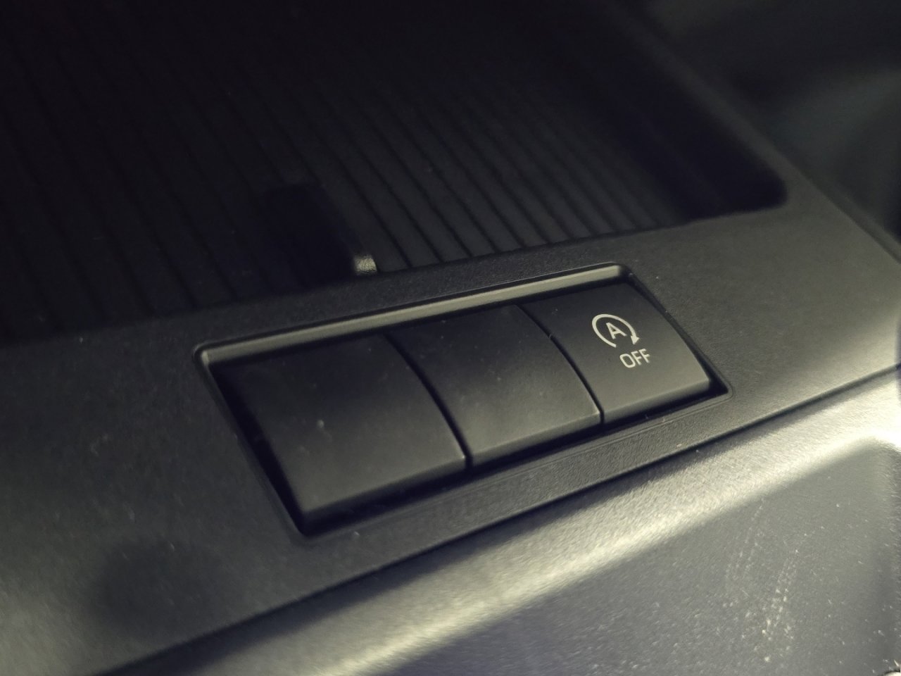 New 2026 Toyota Corolla Cross L image 27