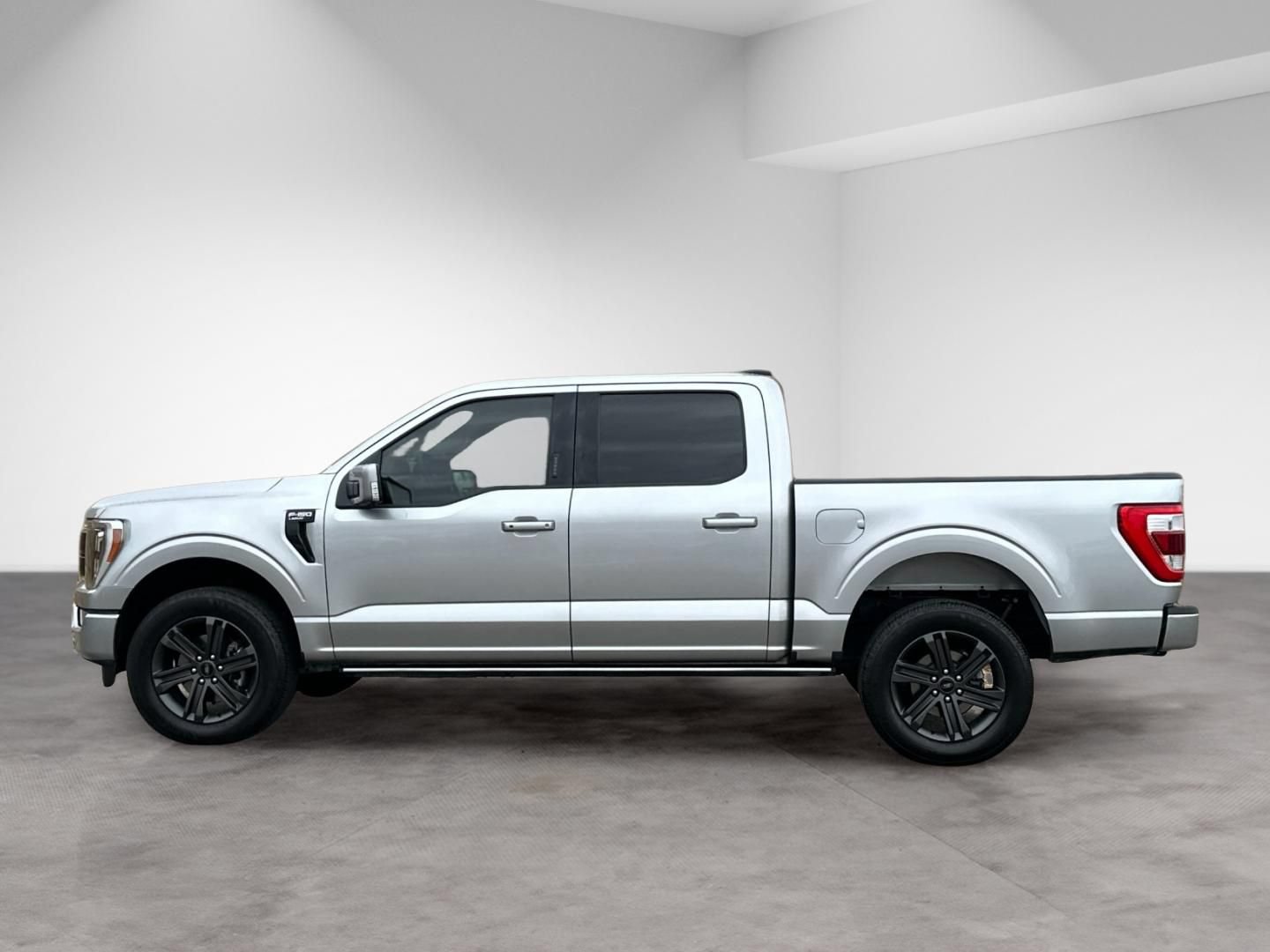 Used 2023 Ford F150 Lariat w/ Equipment Group 502A High AWD/4WD image 3