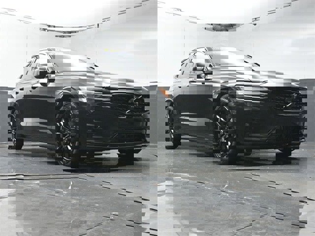 Certified 2024 Volvo S60 B5 Plus image 30