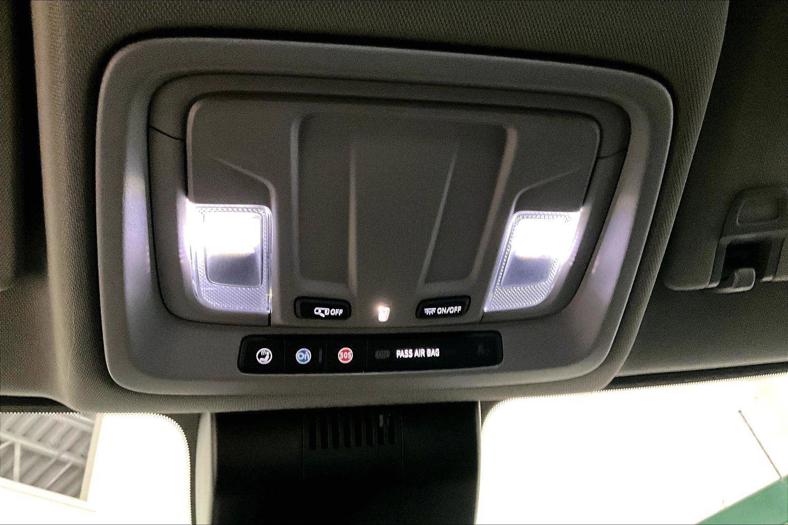 Used 2022 Chevrolet Silverado 1500 LT w/ Protection Package image 37