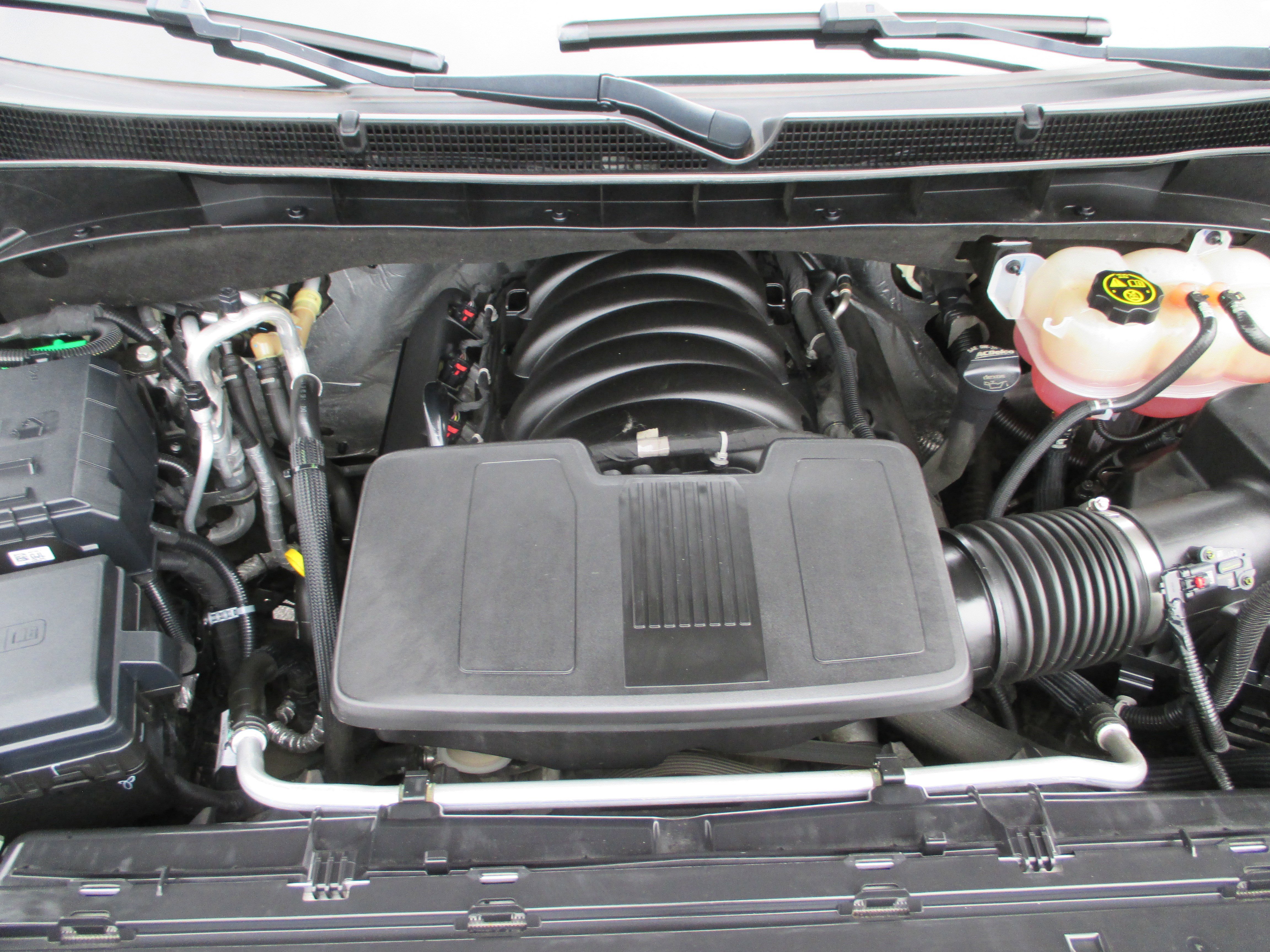 Used 2023 GMC Yukon XL SLE w/ Max Trailering Package image 27