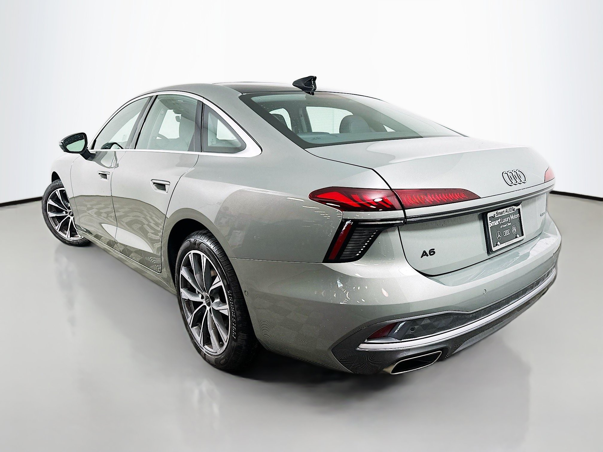 Used 2026 Audi A6 Premium Plus w/ Premium Plus Package AWD/4WD image 5