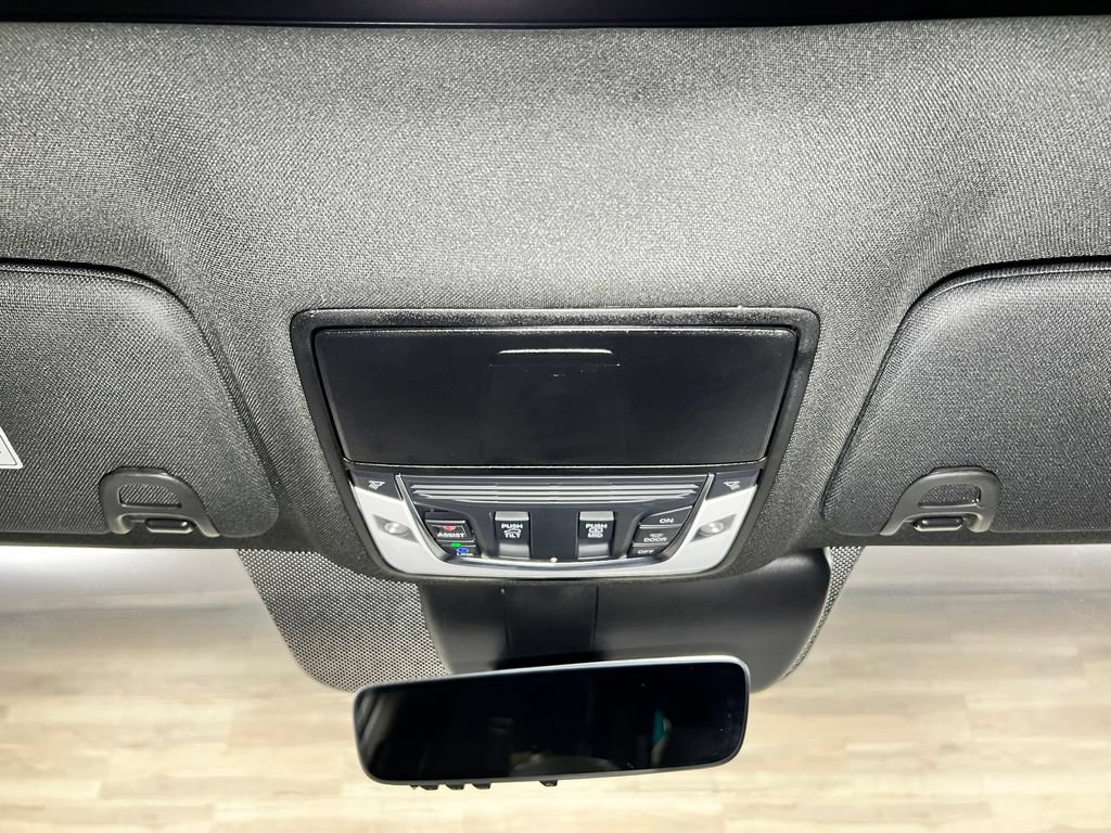 Used 2025 Acura RDX w/ Advance Package AWD/4WD image 23