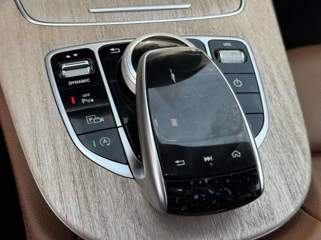 Used 2018 Mercedes-Benz E 400 Coupe image 8