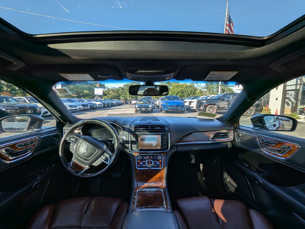 Used 2017 Lincoln Continental Reserve AWD/4WD image 37