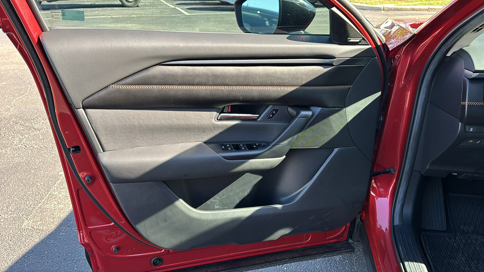 Certified 2025 MAZDA CX-50 2.5 Hybrid w/ Weather Package image 11