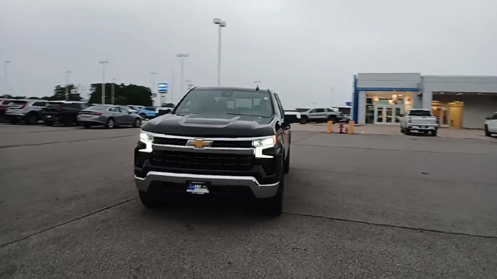 Certified 2025 Chevrolet Silverado 1500 LT w/ All Star Edition Plus AWD/4WD image 3