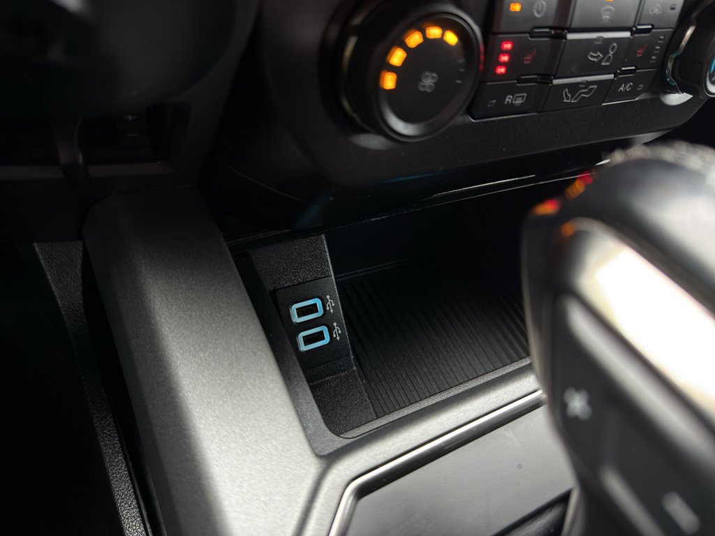 Used 2018 Ford F150 Raptor w/ Equipment Group 801A Mid image 26