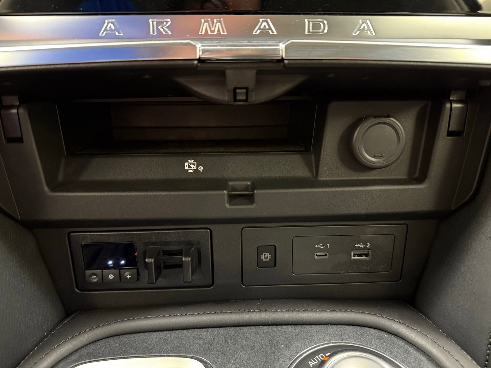 Used 2024 Nissan Armada SV w/ Cargo Package image 18