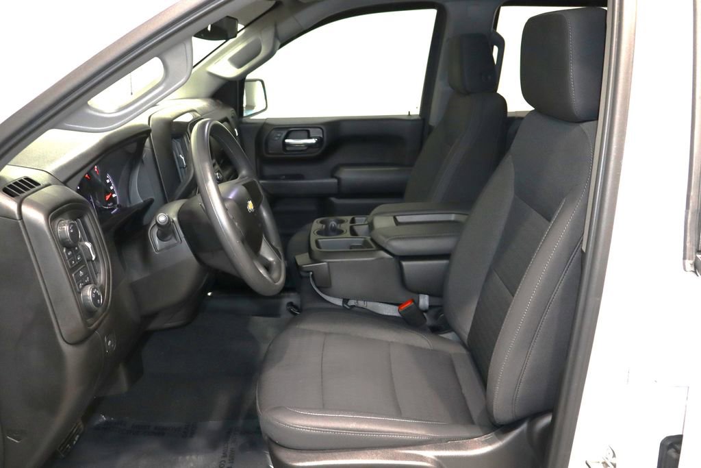 Used 2024 Chevrolet Silverado 1500 Custom w/ Turbomax Blackout Package image 23