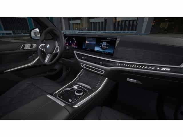 Used 2026 BMW X5 xDrive40i w/ M Sport Package AWD/4WD image 14