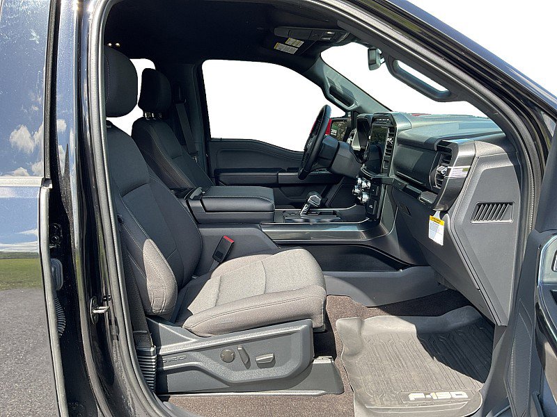 Used 2022 Ford F150 XLT w/ Equipment Group 302A High image 11