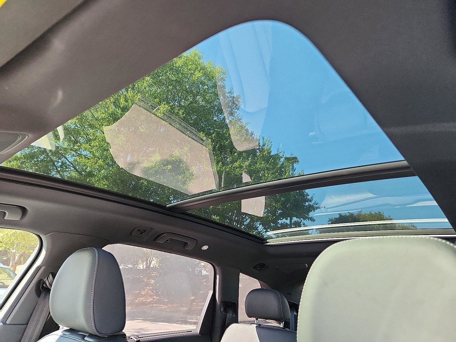 Used 2025 Audi Q7 3.0T Prestige w/ Prestige Package image 14